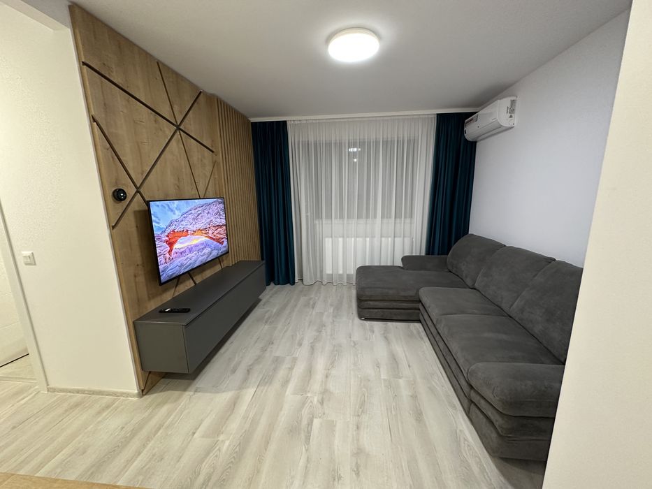 Inchiriez apartament 2 camere Hils Pallady cu parcare acoperita