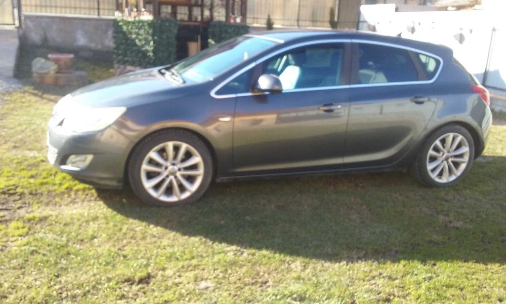 OPEL ASTRA J  1700 cm diesel