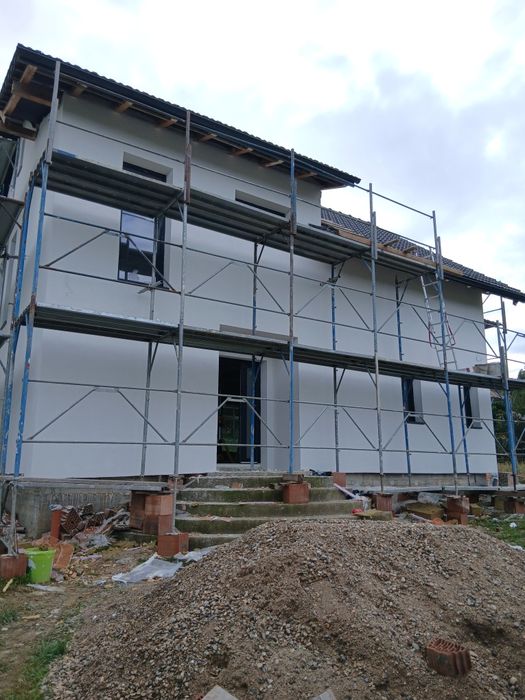 Execut lucrari de constructii