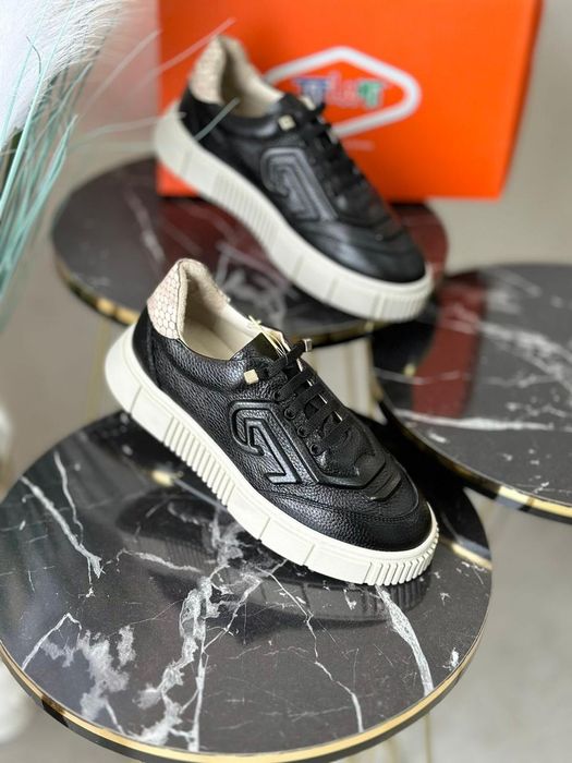 Детская обувь Школа