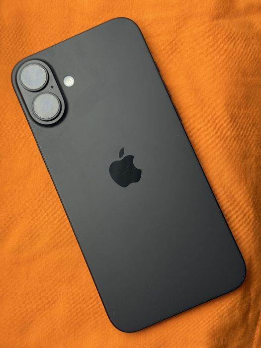 Продается IPhone 16 plus
