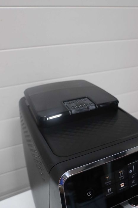 Кафеавтомат Philips Series 2300 LatteGo (EP2330/10), кафемашина с кана