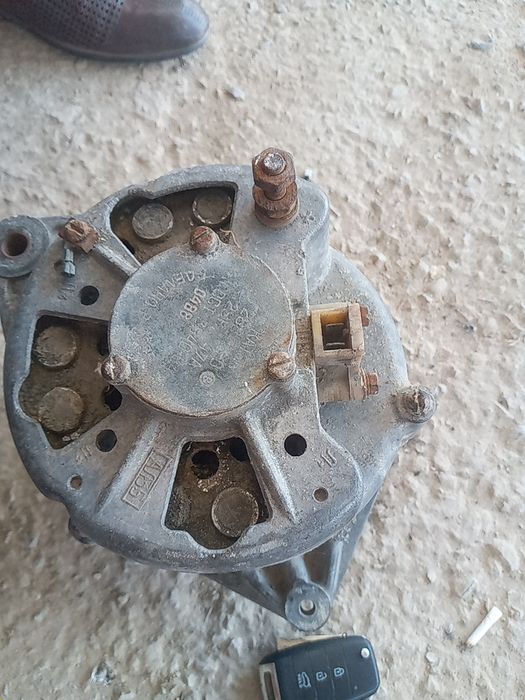 Генератор 25в 45а