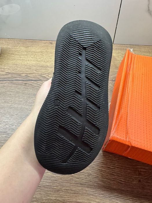 Прода детскую обувь