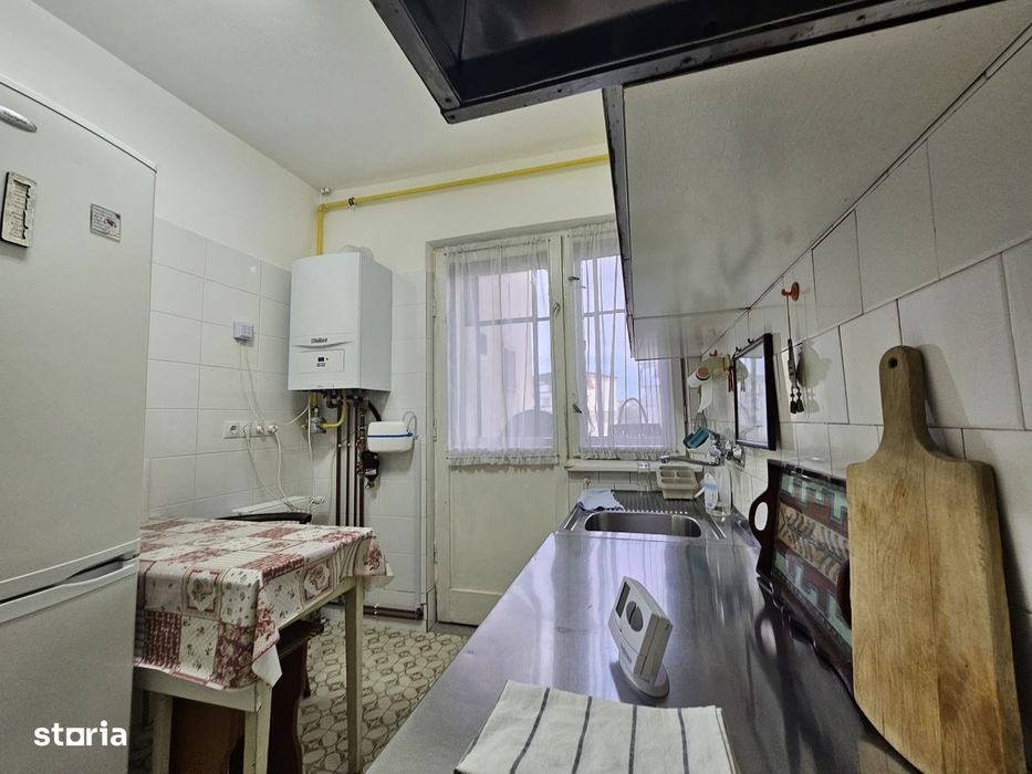 Apartament 4 camere, etaj 2 cu garaj zona Mihai Viteazu
