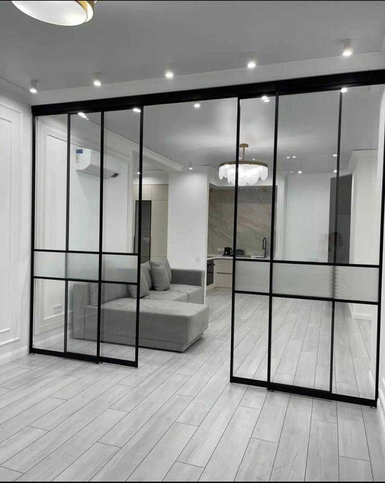 Стеклянные раздвижные двери / Стеклянные перегородки