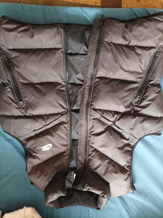 Nike оригинален пухен елек