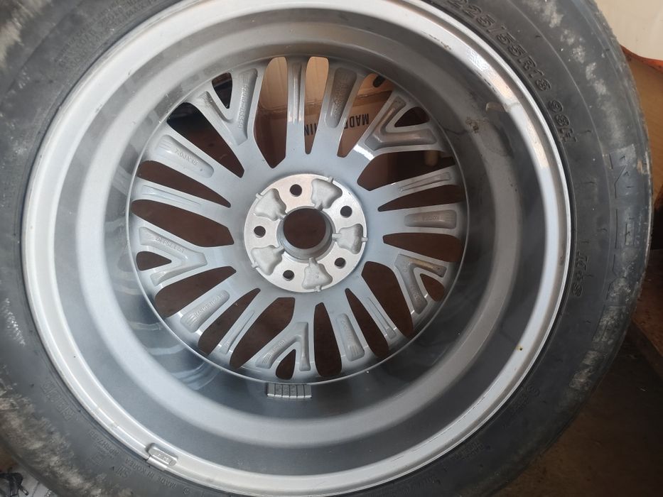 Продам диск 225/55 R18