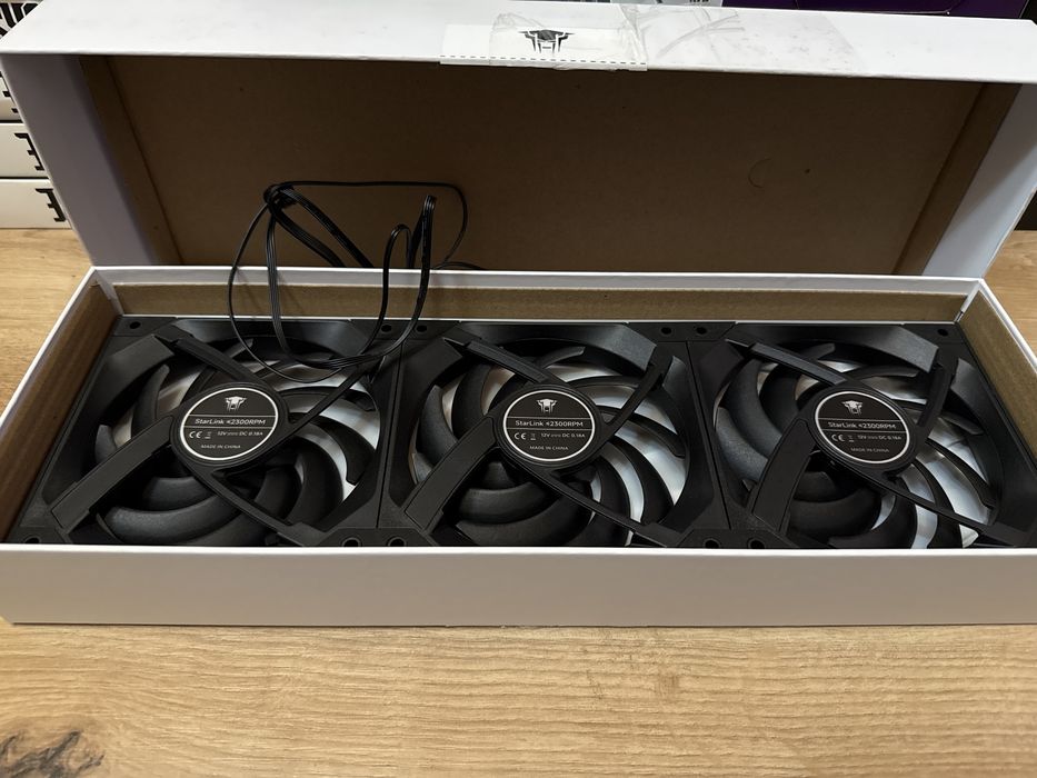 Set 3 Ventilatoare Cooler PC Desktop Carcasa Calculator Jungle Leopard StarLink 360 120mm ARGB PWM 2300RPM Black Gaming Open Box