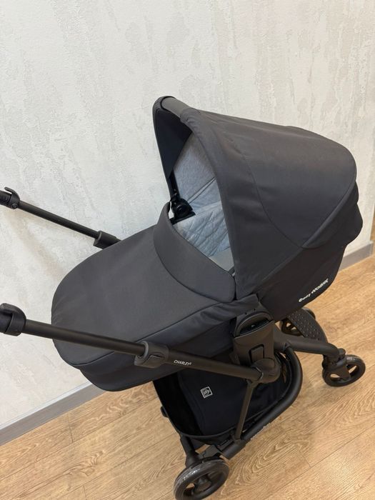 Продам Easywalker новая коляска
