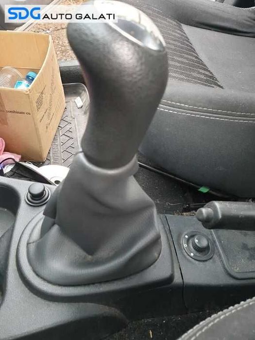 Timonerie Ansamblu Maneta Schimbator cu Sufe Cutie Viteze Manuala 5 Trepte Dacia Logan 1 Facelift 1.5 DCI 2008 - 2012