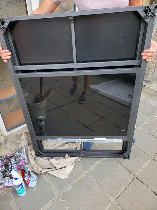 Алуминиева градинска маса LIVARNO 120/180 x 90 см със закалено стъкло