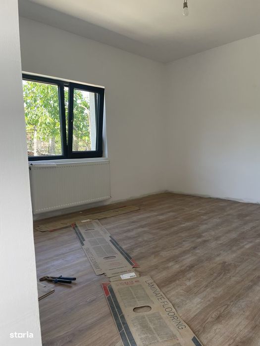 Casa parter,Margineni-Caniparie,teren 400 mp