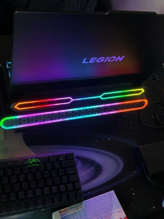Lenovo Legion Pro 7i 16IAX10H | Ultra 9 275HX | RTX 5090 24GB | 64GB RAM | OLED 240Hz | Garantie eMAG