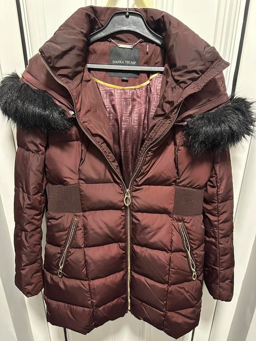 Зимно яке Ivanka Trump