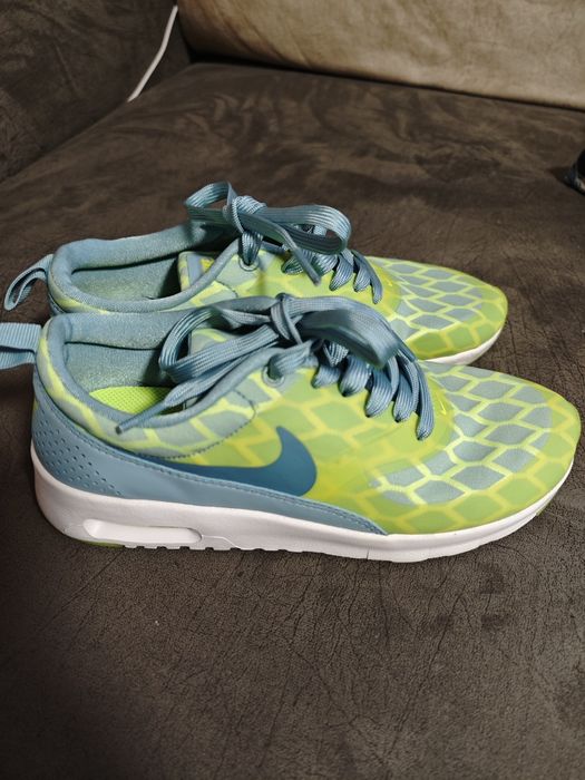 Nike -38/леко умален/затова 37