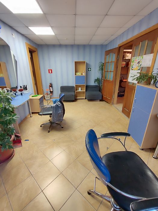 Продается Салон красоты/ Парикмахерская "Лада"