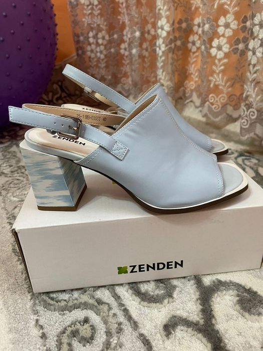 Босоножка 40 размер