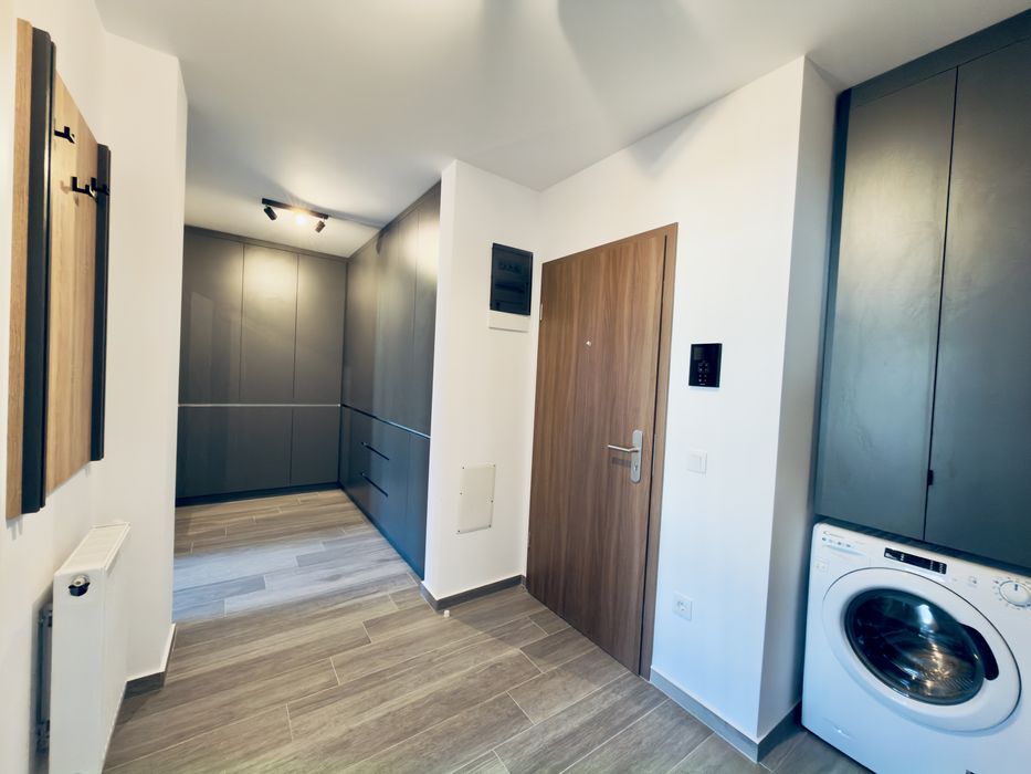 Apartament cu 2 camere nou in Tractorul ,et 10/ 10 cu loc de parcare