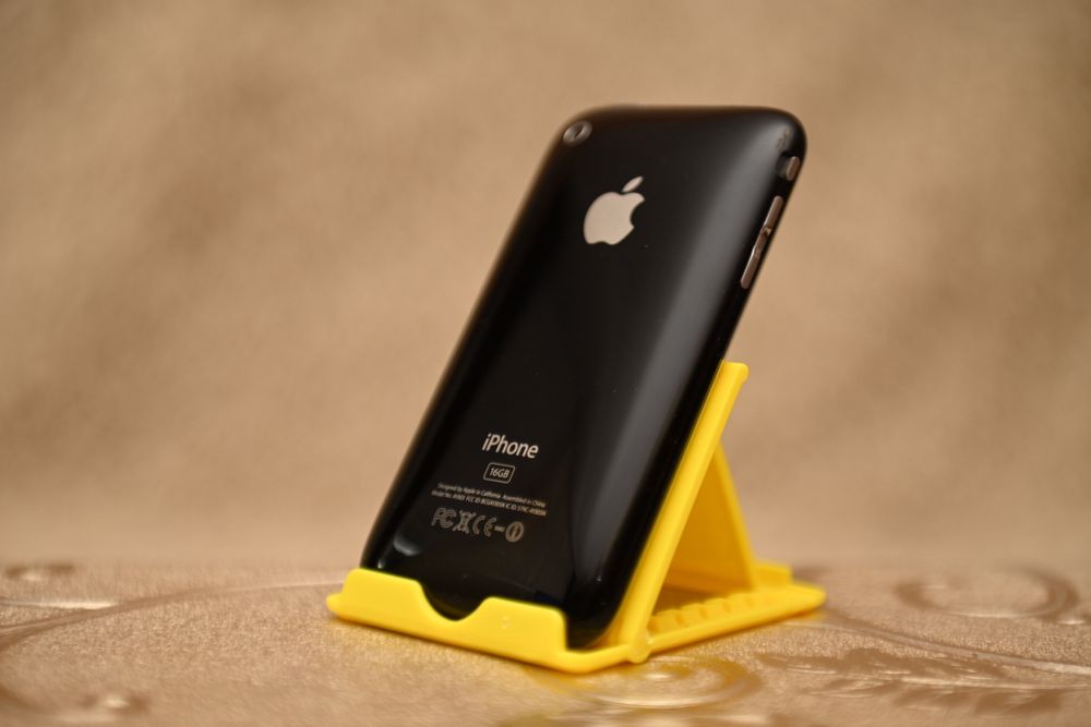 Iphone 5 и Iphone 3G