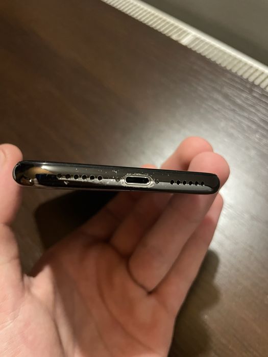 Iphone X 64GB Neverlocked cititi descrierea
