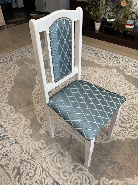 Орындықтар сатылады