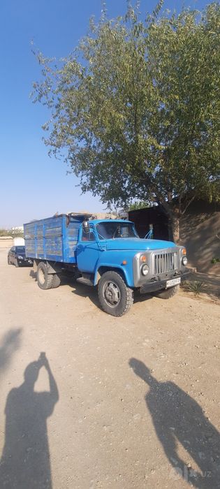 Gaz 5204 sotiladi