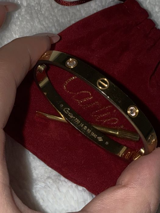 Bratara Cartier Gold