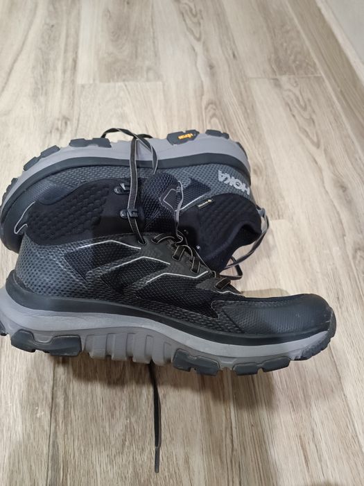 Hoka one one size 44/28cm.gore-tex mega grip