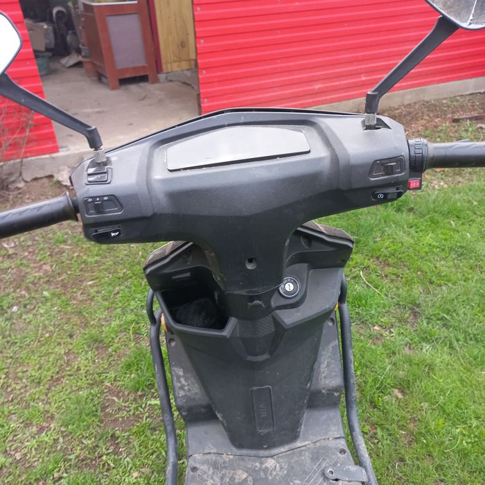 Скутер м8 электронный