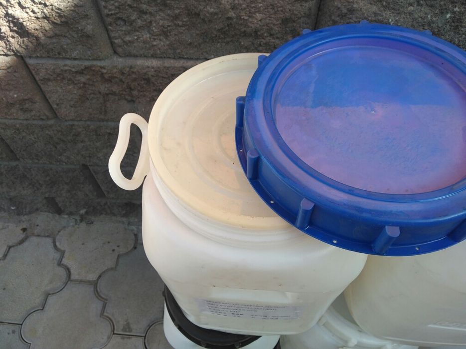 Бочки 22 литра,из под хлорки