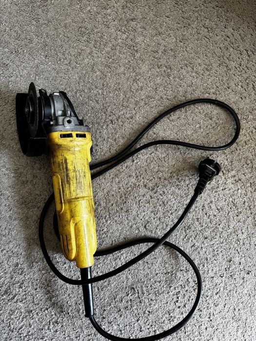 Ушм 125 мм DeWalt
