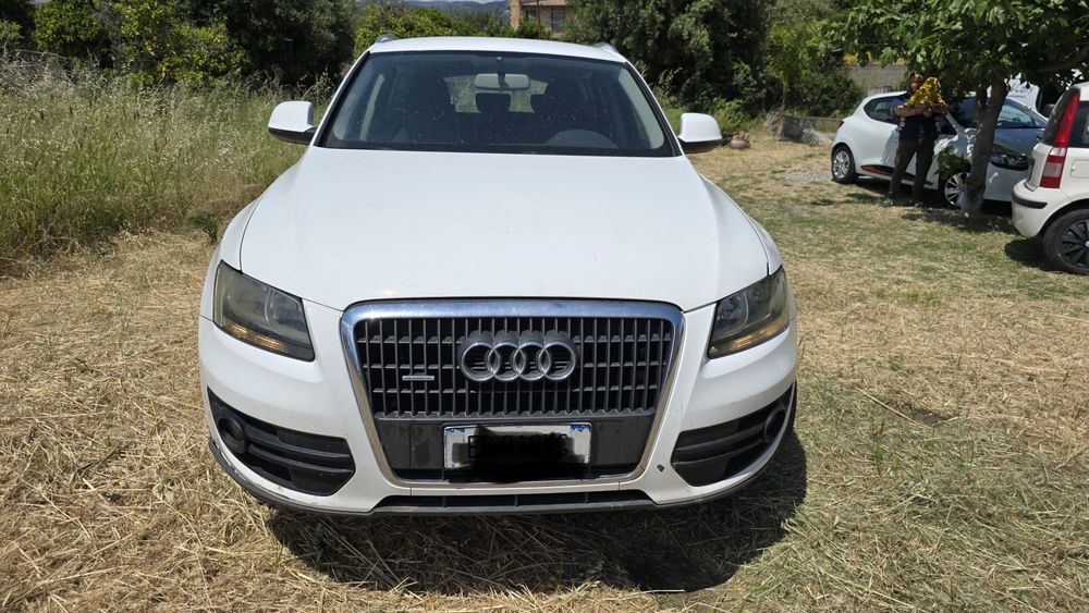 Audi Q5 2.0TDI 170k.На части