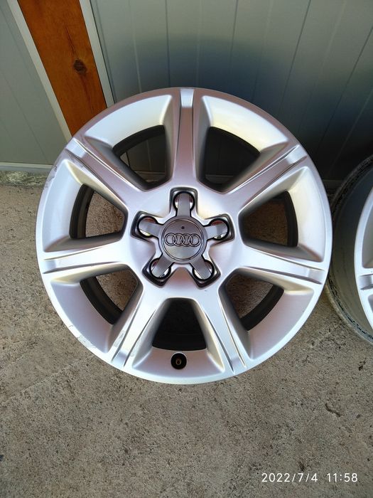 16/5/112-АУДИ А 3-8 V, 8 Y -НОВ внос-перфектни