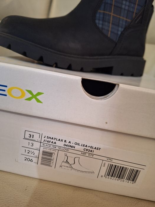 Детски боти Geox