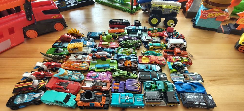 Colectie HOT  WHEELS