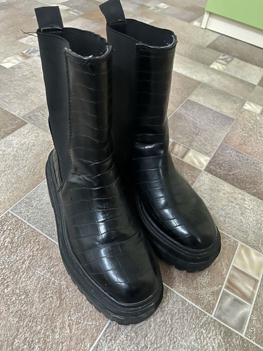 осенние сапоги Zara