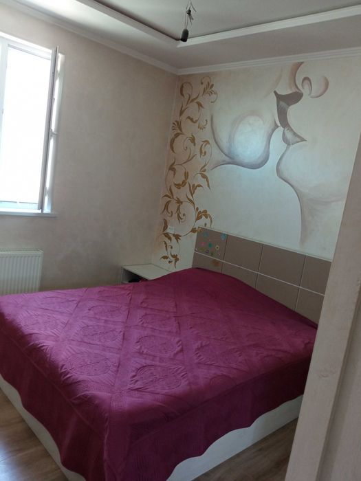 Коттедж 2х этажный, 4ком, удобная локация. Ор-р куйлюк м.1 мебельный.