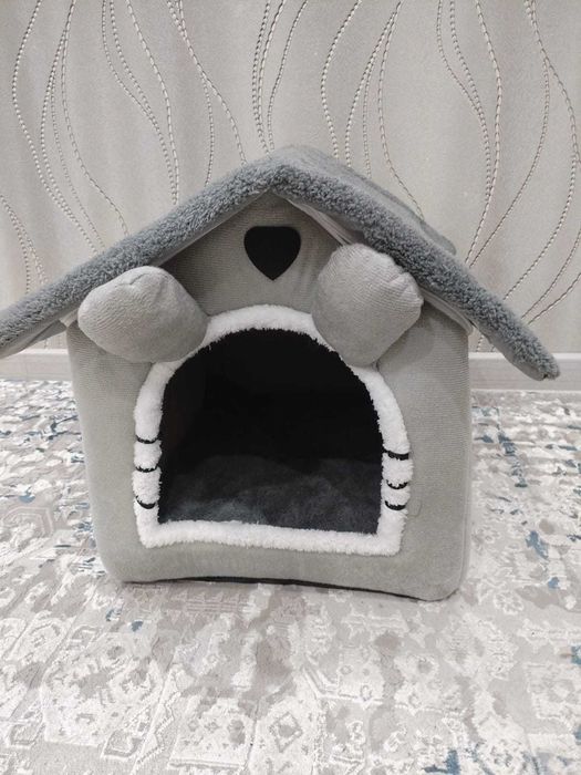 Продам домик для кошек или собак.