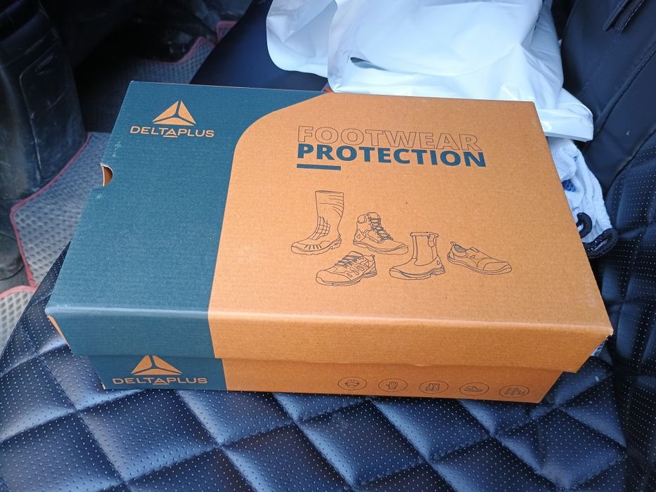 Продам новую спецобувь Deltaplus