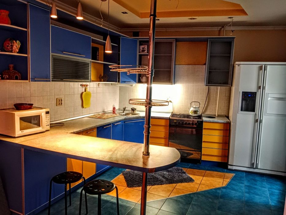 3 к.кв возле АКВАПАРКА