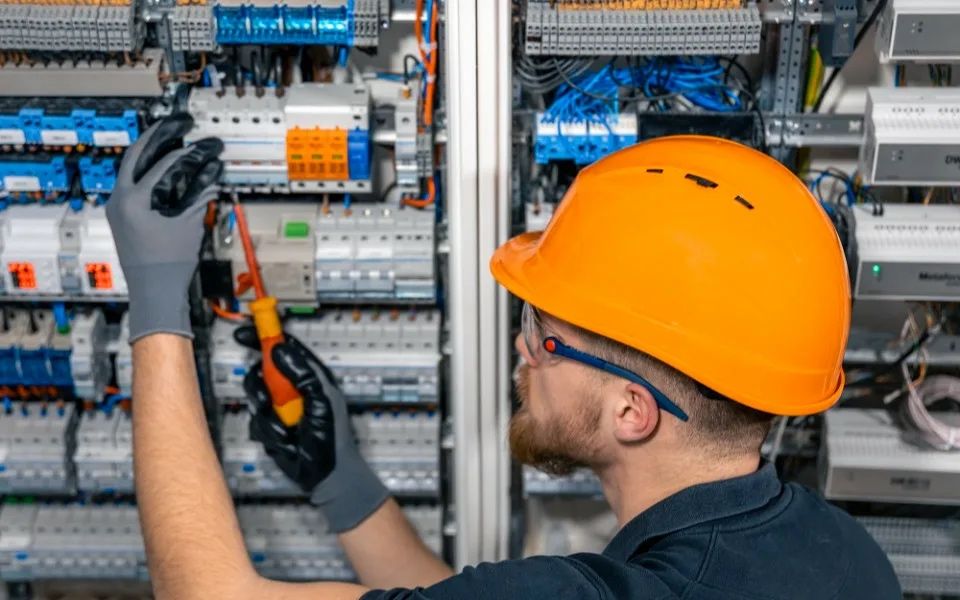 Электрика и Кип и А