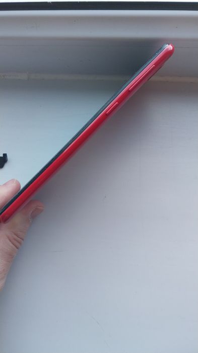 Samsung Galaxy A10 Red