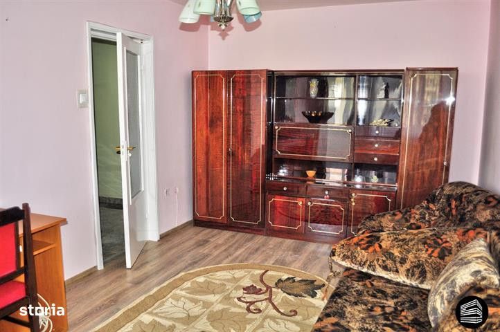 Apartament cu 2 camere decomandate, pe Bulevardul Mihai Viteazu