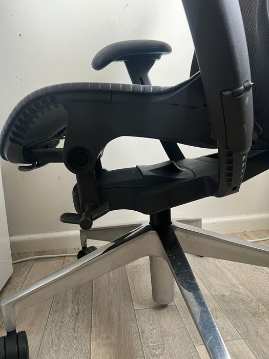Scaun birou / gaming Herman Miller Mira 2