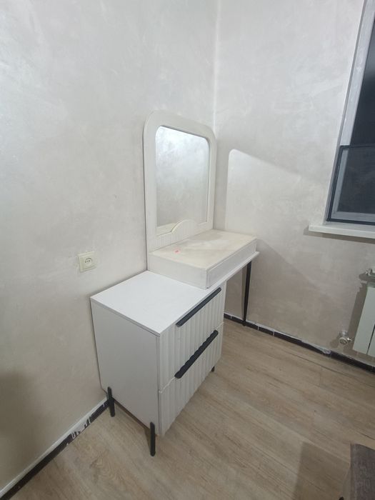 Продам спальный гарнитур