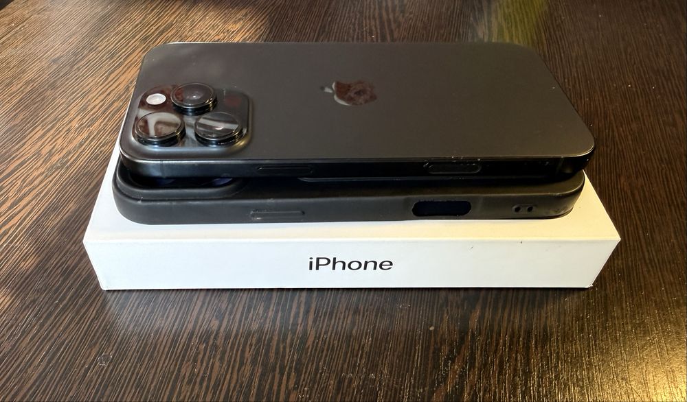 IPhone 16 Pro Max, 512Gb, 100% емкость батареи, eSIM