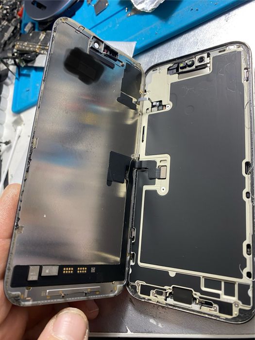 Display carcasa baterie camera difuzor iohone 16 pro