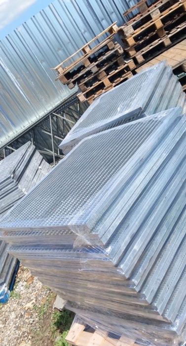 Gratare zincate galvanizate