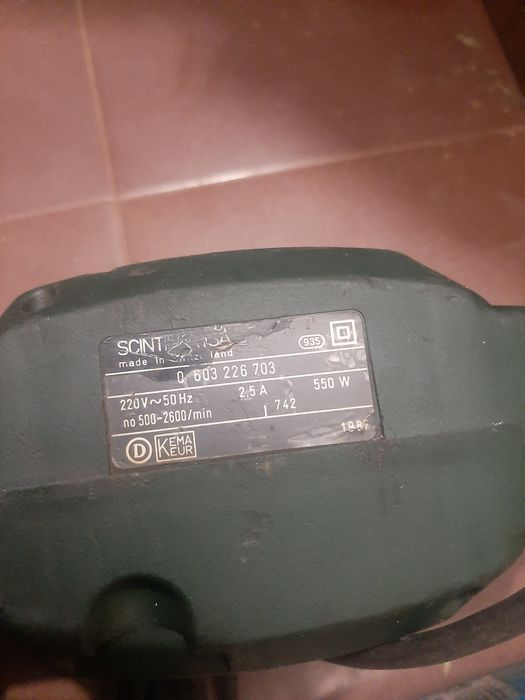 Саблени триони Макита и Бош